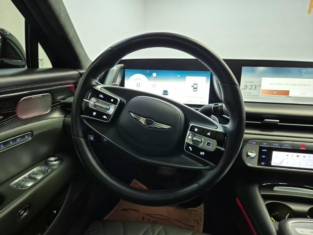 Genesis G90 - Vista 9