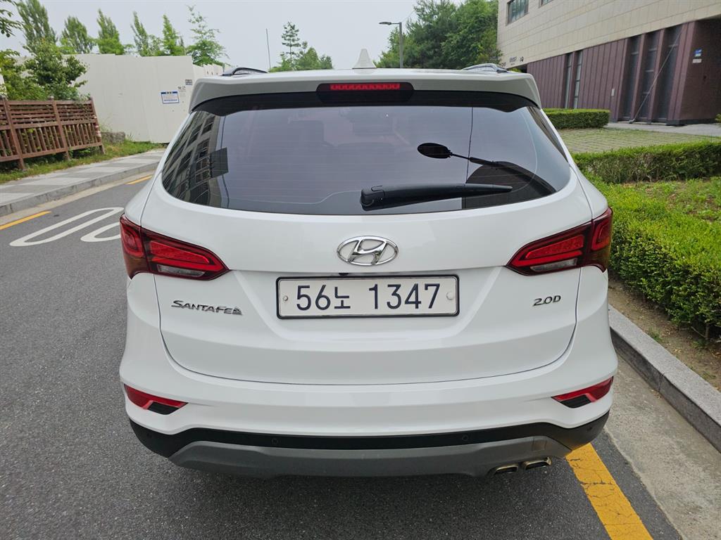 HYUNDAI Santa Fe - Vista 5
