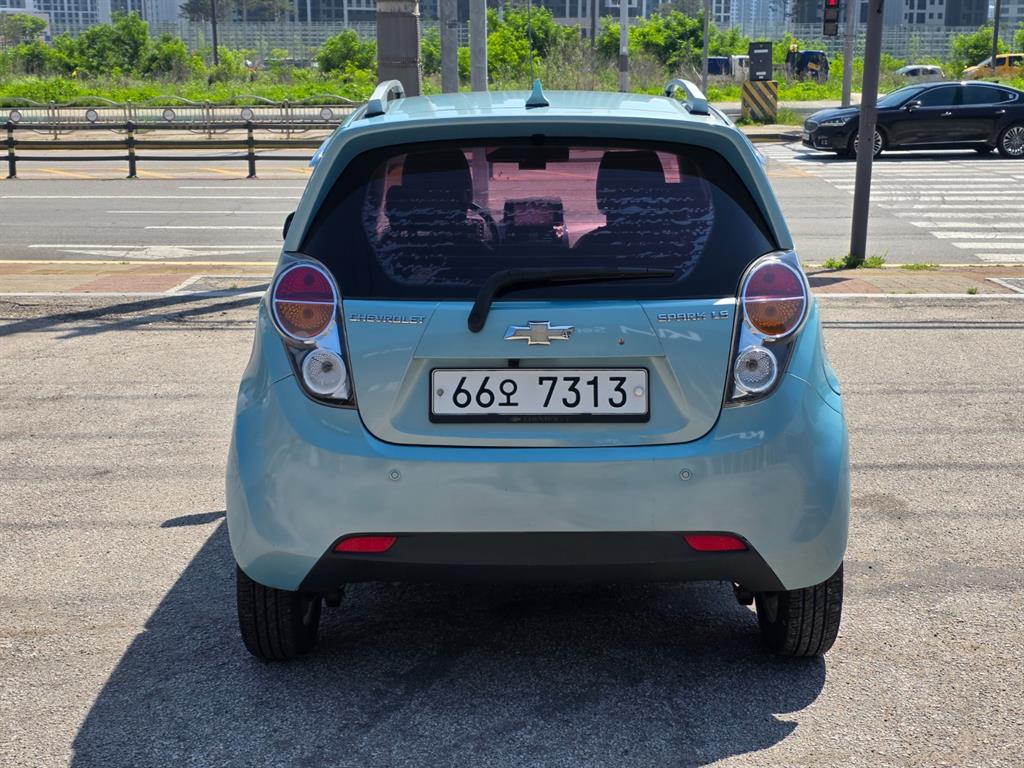 Chevrolet Spark - Vista 4