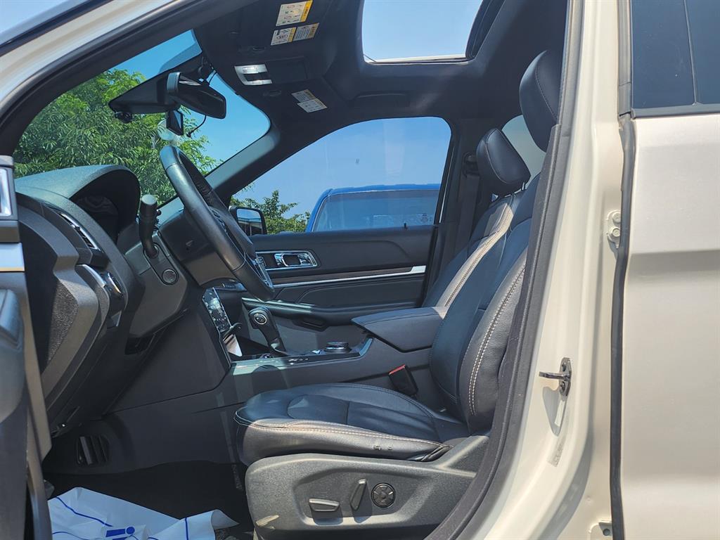 Ford Explorer - Vista 7