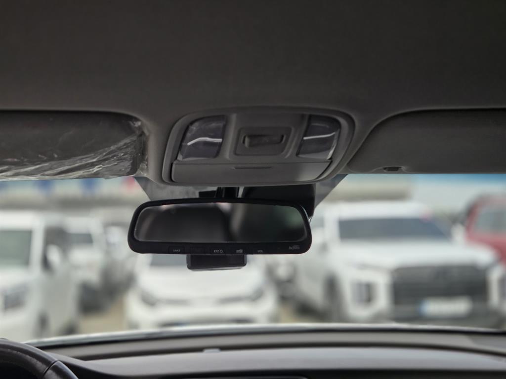 KIA K5 - Vista 9