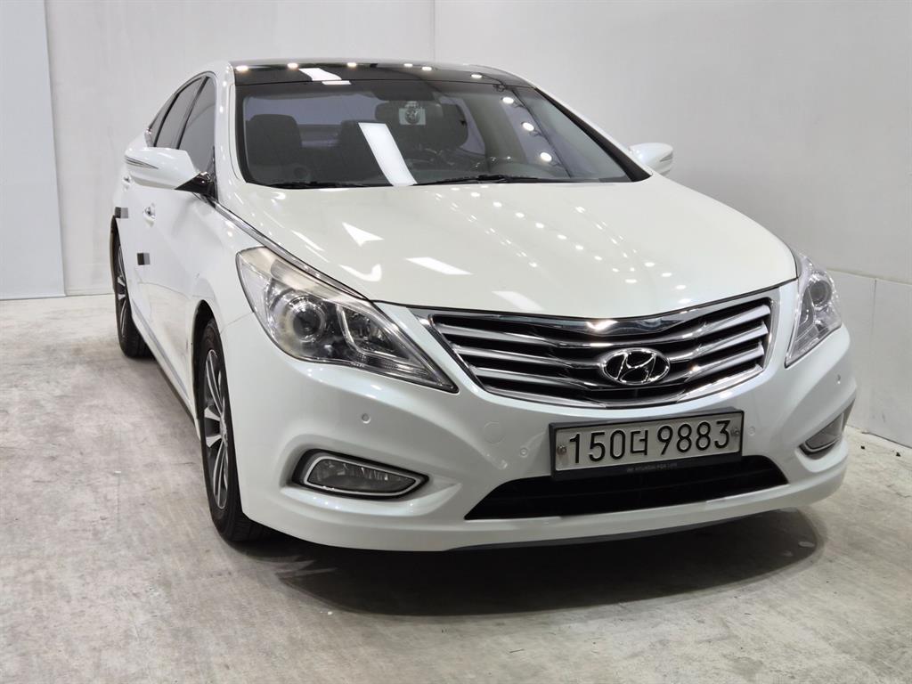 HYUNDAI Grandeur - Vista 2
