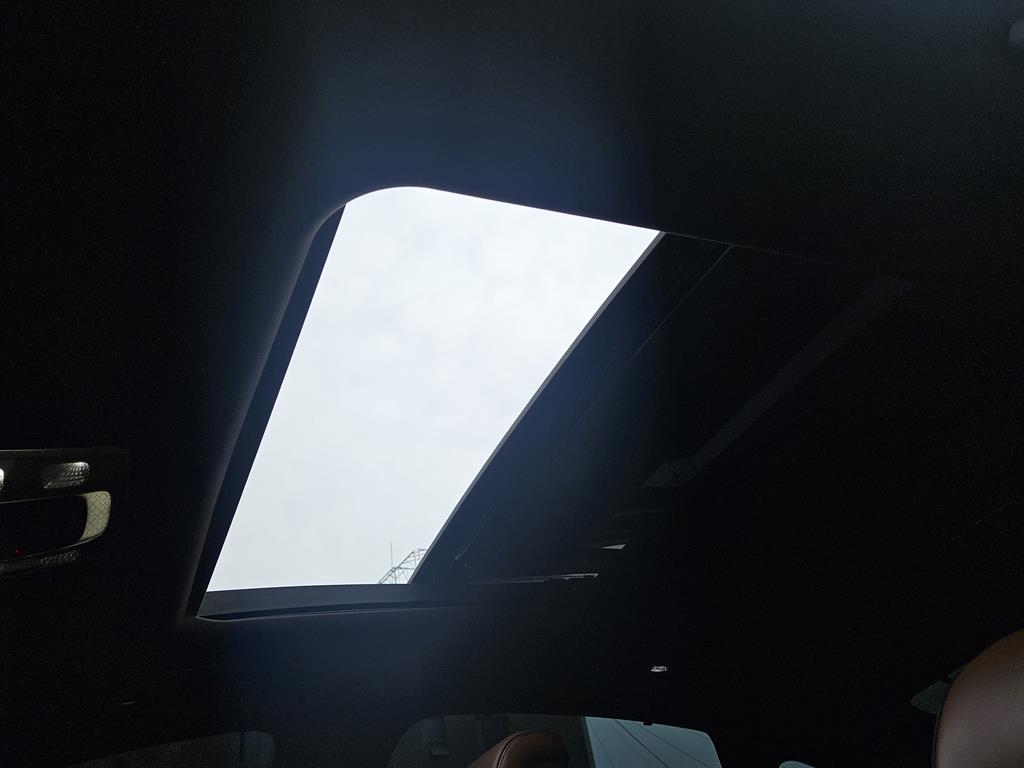 Genesis G80 - Vista 10