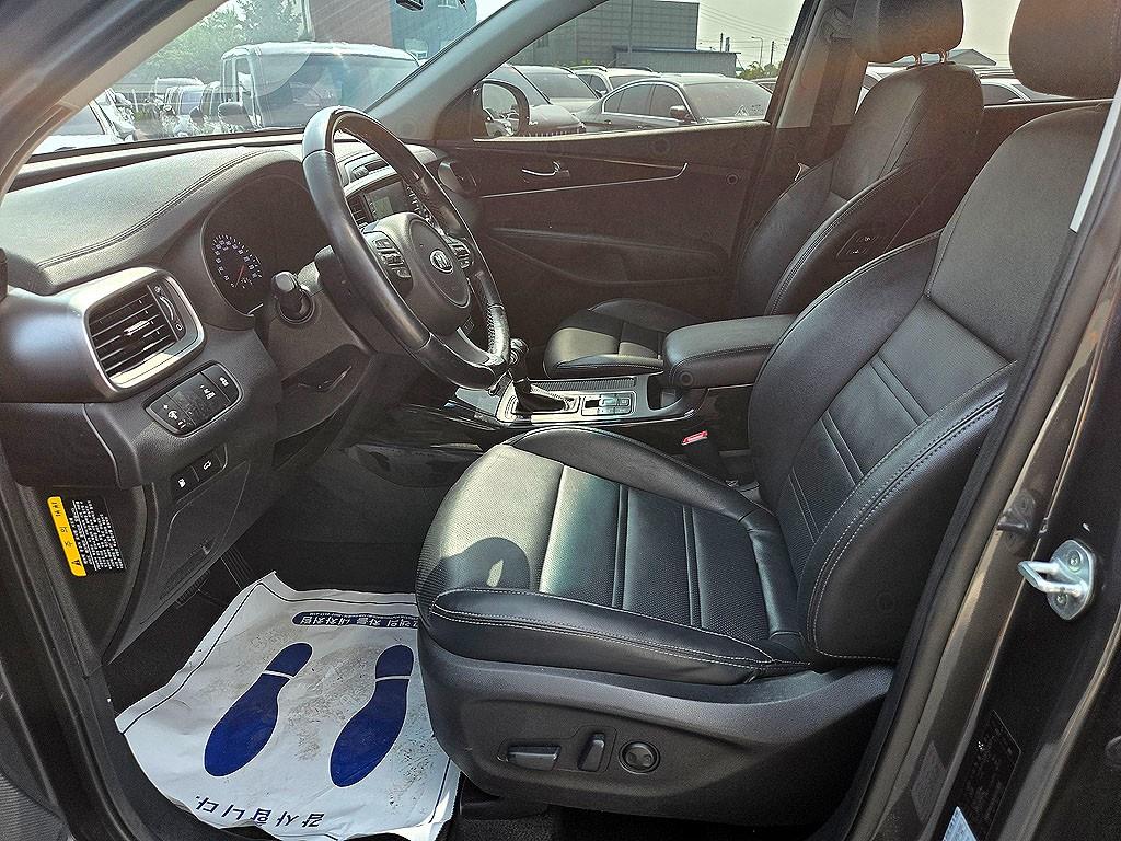 KIA Sorento - Vista 6