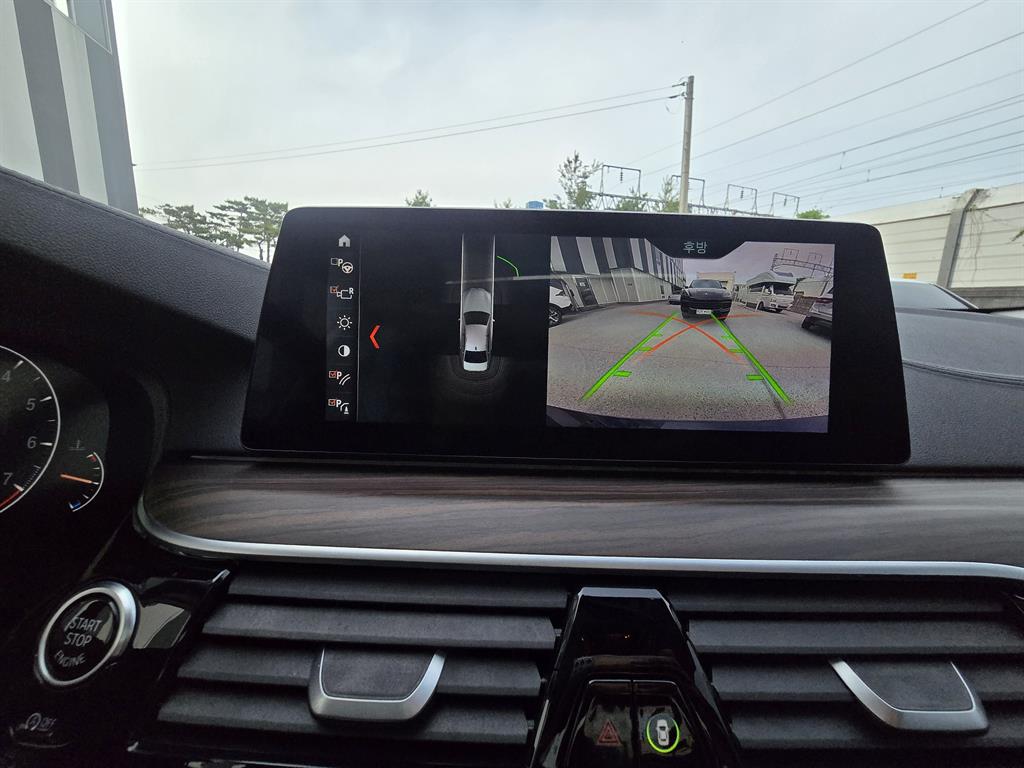 BMW 5 Series - Vista 11
