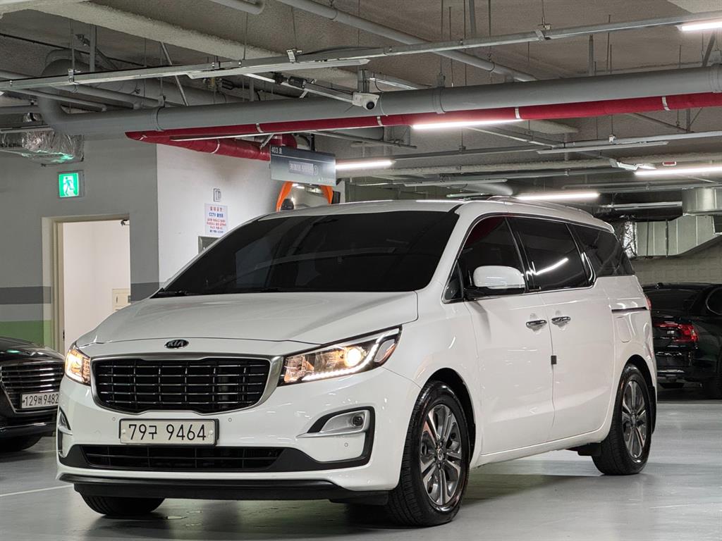 KIA Carnival 2019 Blanco - Importación desde Corea - HF Imports Iquique - Foto 1