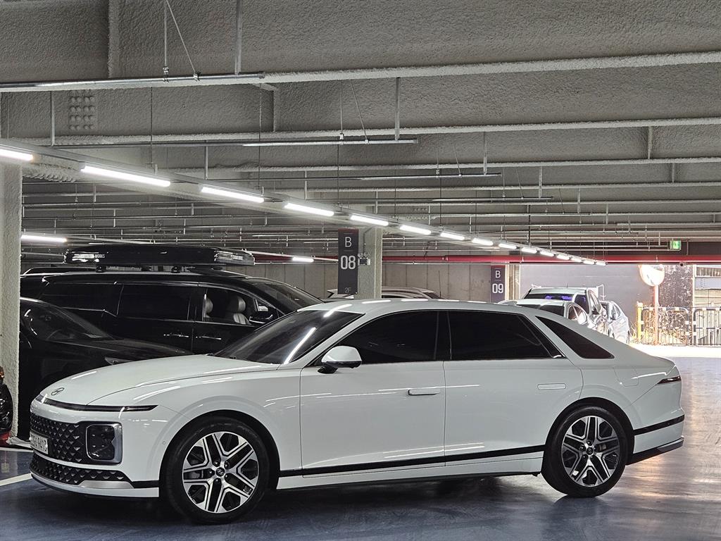 HYUNDAI Grandeur 2023 Blanco - Importación desde Corea - HF Imports Iquique - Foto 1