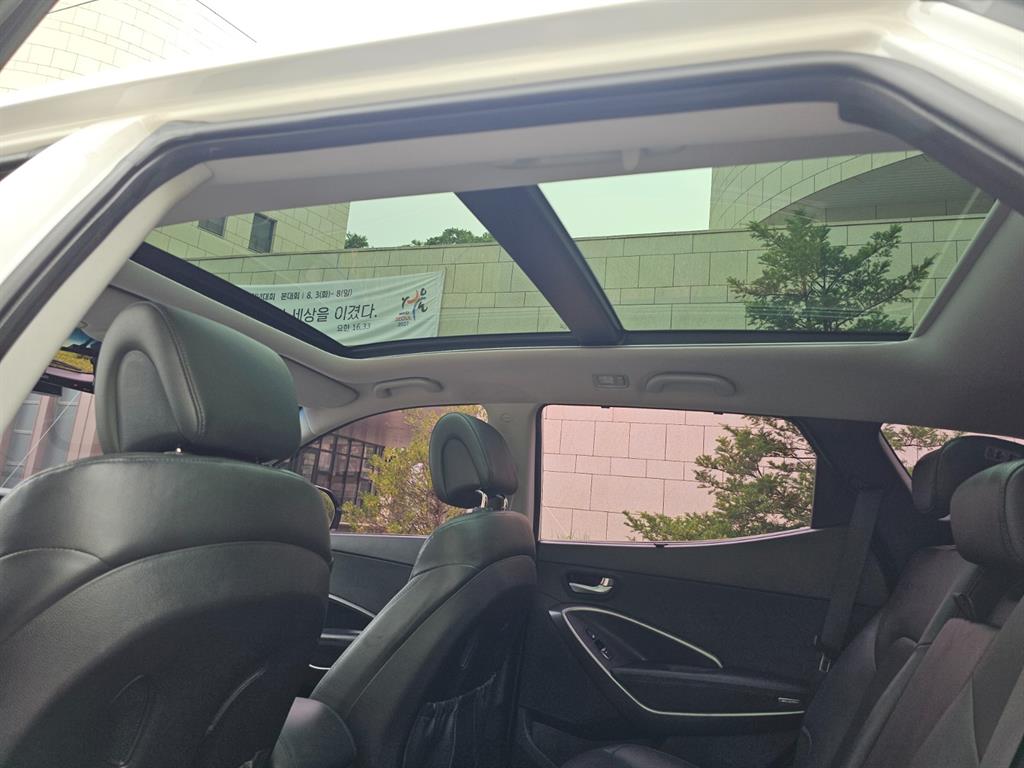 HYUNDAI Santa Fe - Vista 7