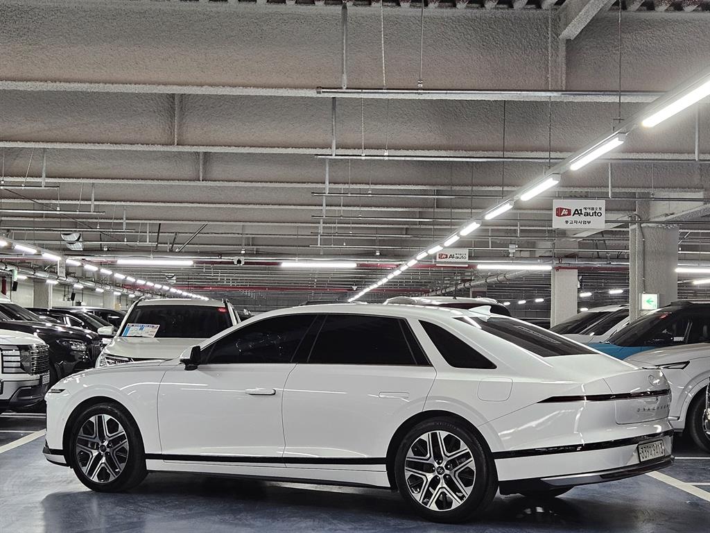 HYUNDAI Grandeur - Vista 6