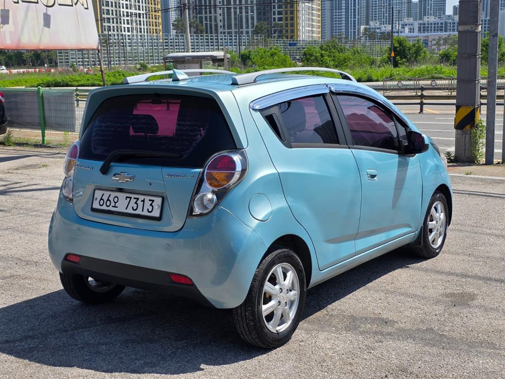 Chevrolet Spark - Vista 5