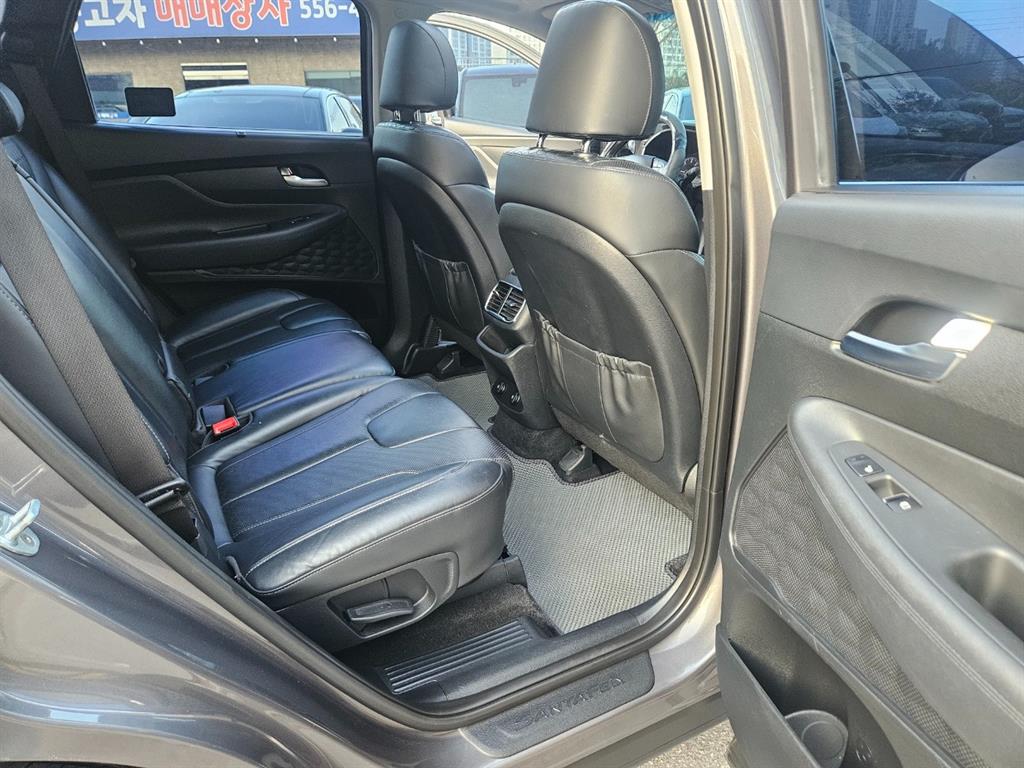 HYUNDAI Santa Fe 2018 Gris - Importación desde Corea - HF Imports Iquique - Foto 18