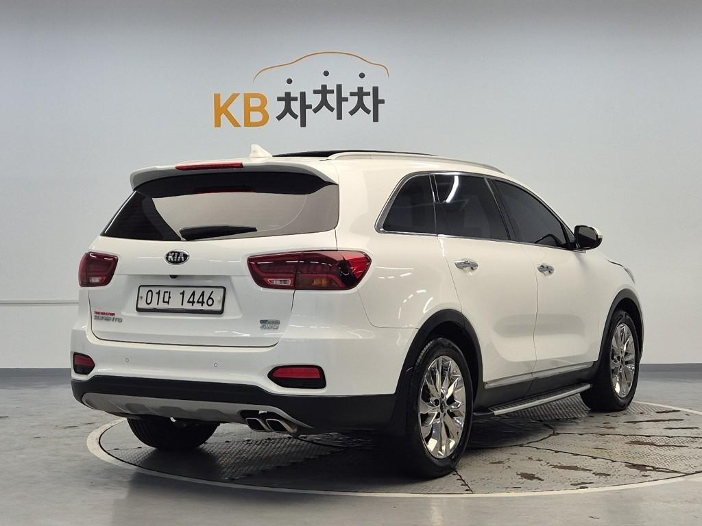KIA Sorento - Vista 3