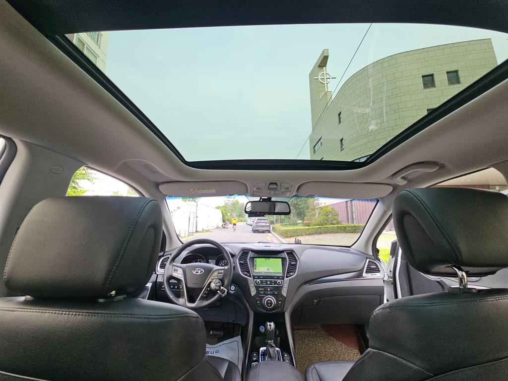 HYUNDAI Santa Fe - Vista 8