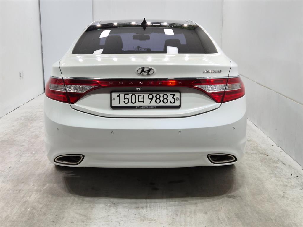 HYUNDAI Grandeur - Vista 3