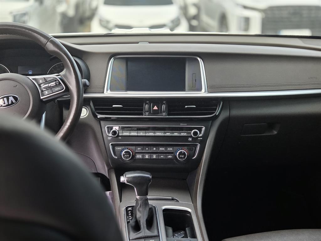 KIA K5 - Vista 8