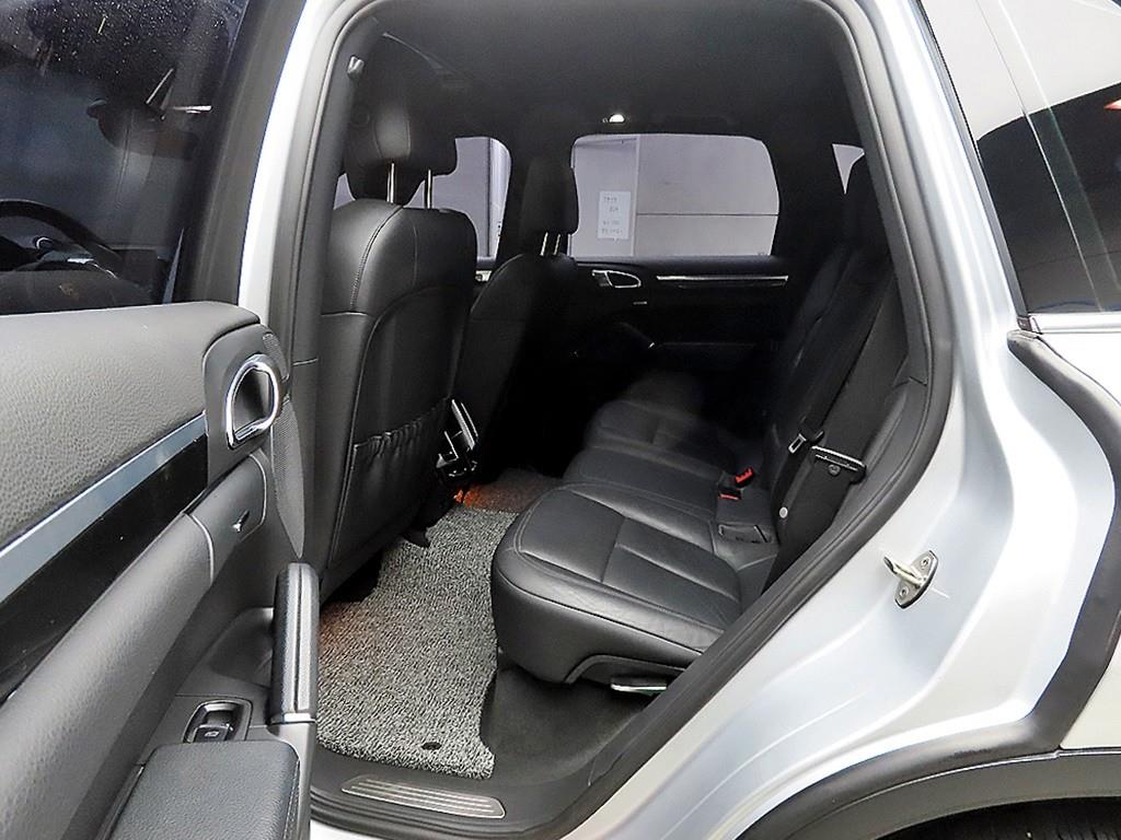 Porsche Cayenne - Vista 6