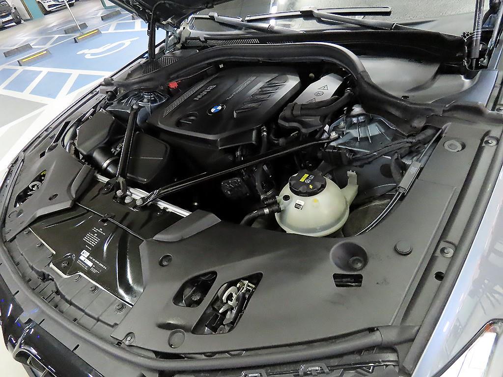 BMW 5 Series 2018 Gris - Importación desde Corea - HF Imports Iquique - Foto 19
