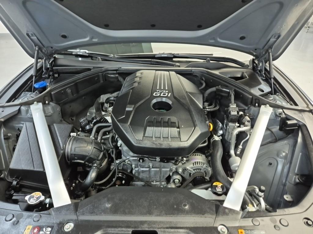 Genesis G70 - Vista 5