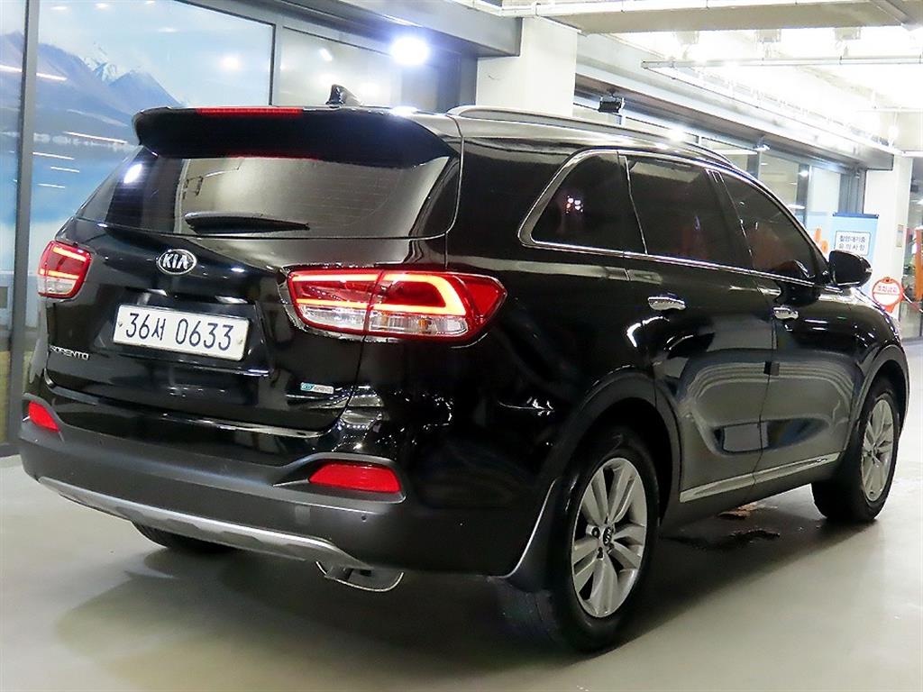 KIA Sorento - Vista 4