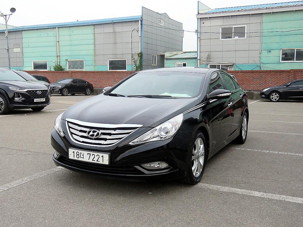 HYUNDAI Sonata - Vista 2