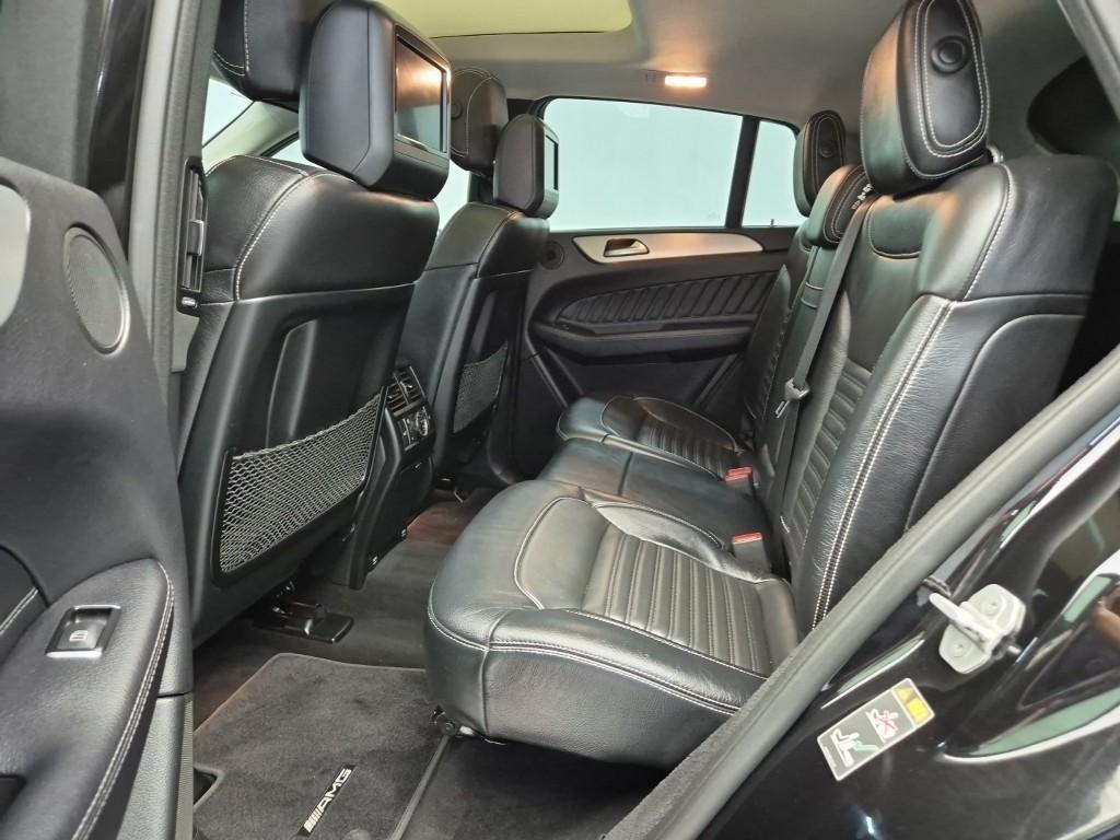 Mercedes Benz GLE Class - Vista 12