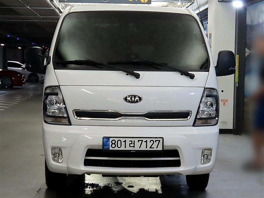 Small Truck Cargo (small) - Vista 2