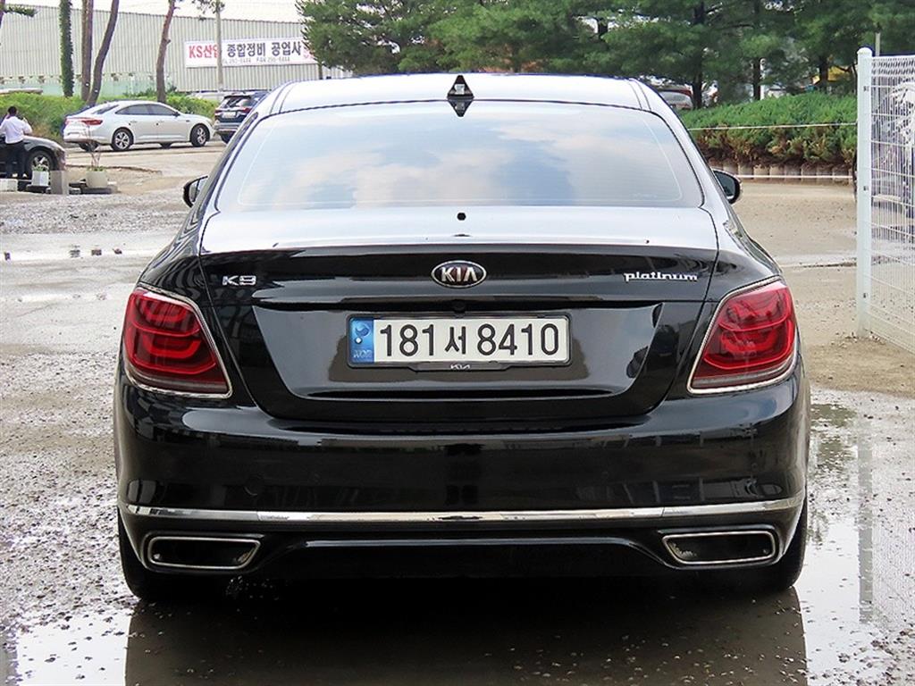 KIA K9 - Vista 4