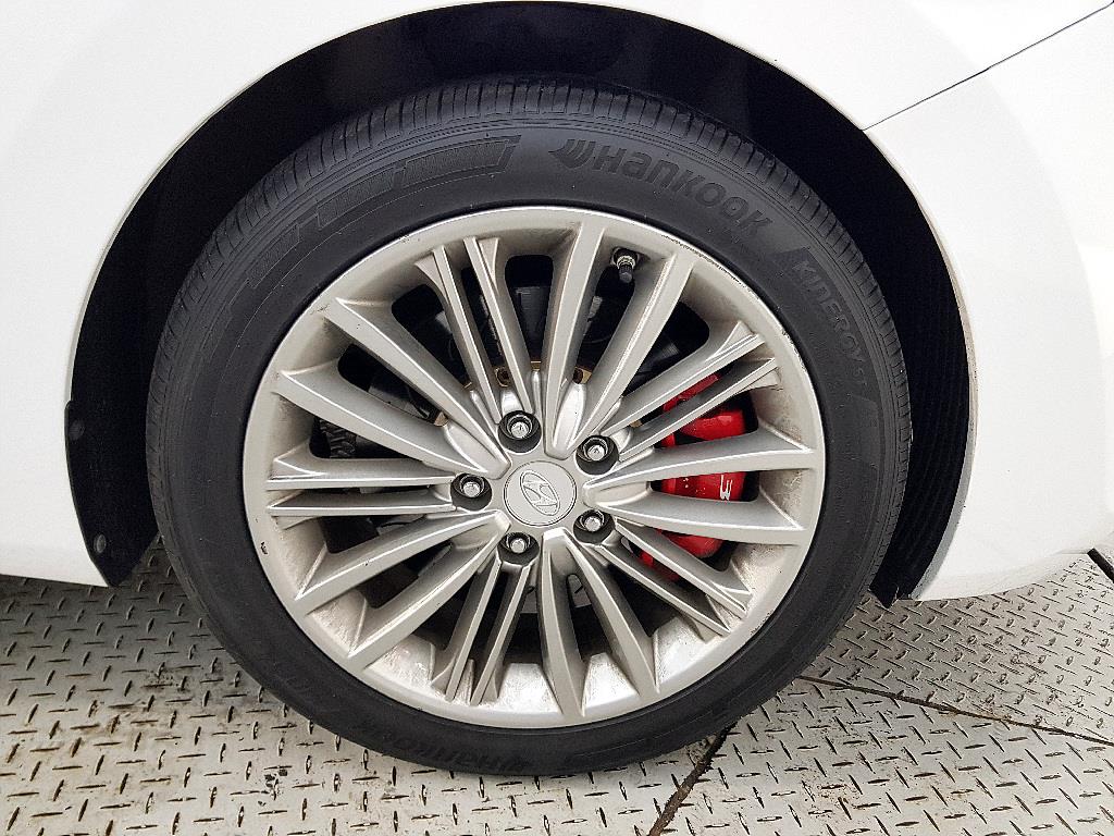 HYUNDAI i30 2016 Blanco - Importación desde Corea - HF Imports Iquique - Foto 20