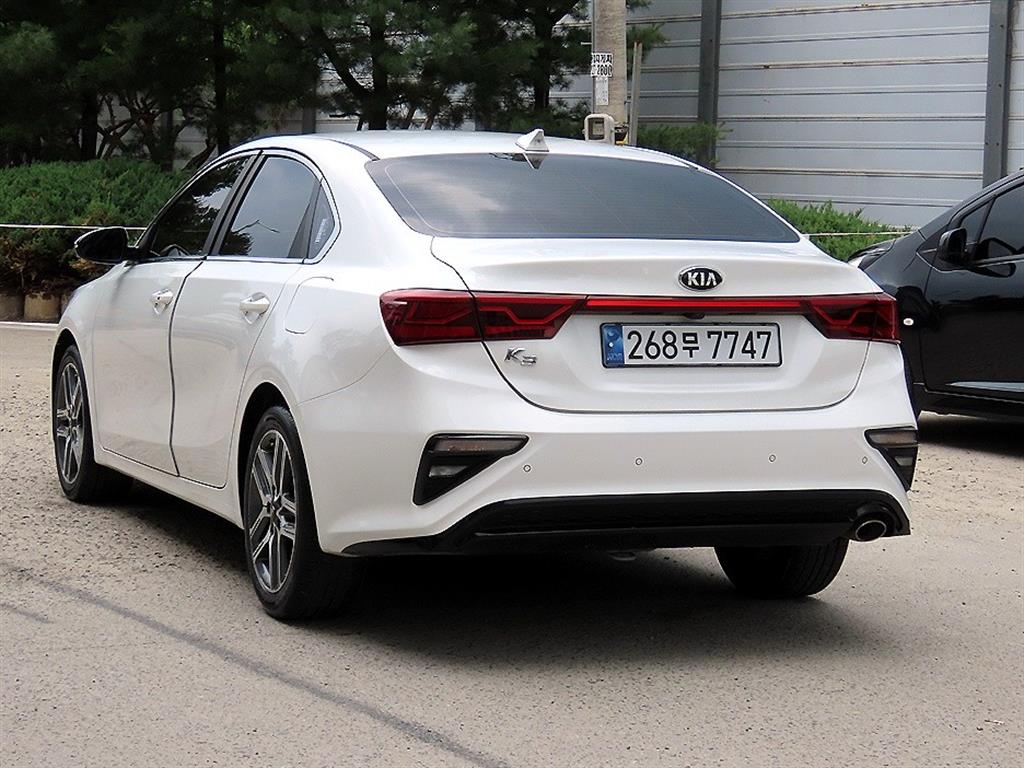 KIA K3 - Vista 3