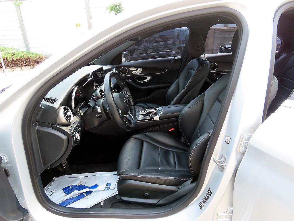 Mercedes Benz C Class - Vista 5