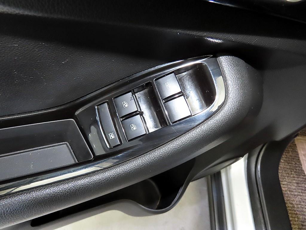 Chevrolet Orlando 2014 Plateado - Importación desde Corea - HF Imports Iquique - Foto 13