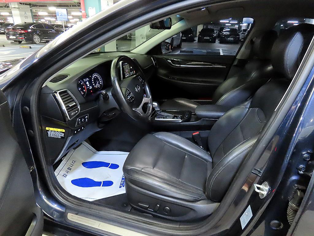HYUNDAI Grandeur - Vista 6