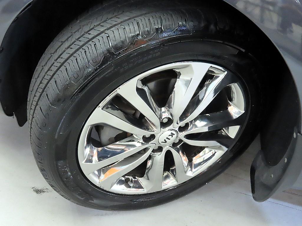 KIA Carnival 2017 Gris - Importación desde Corea - HF Imports Iquique - Foto 20