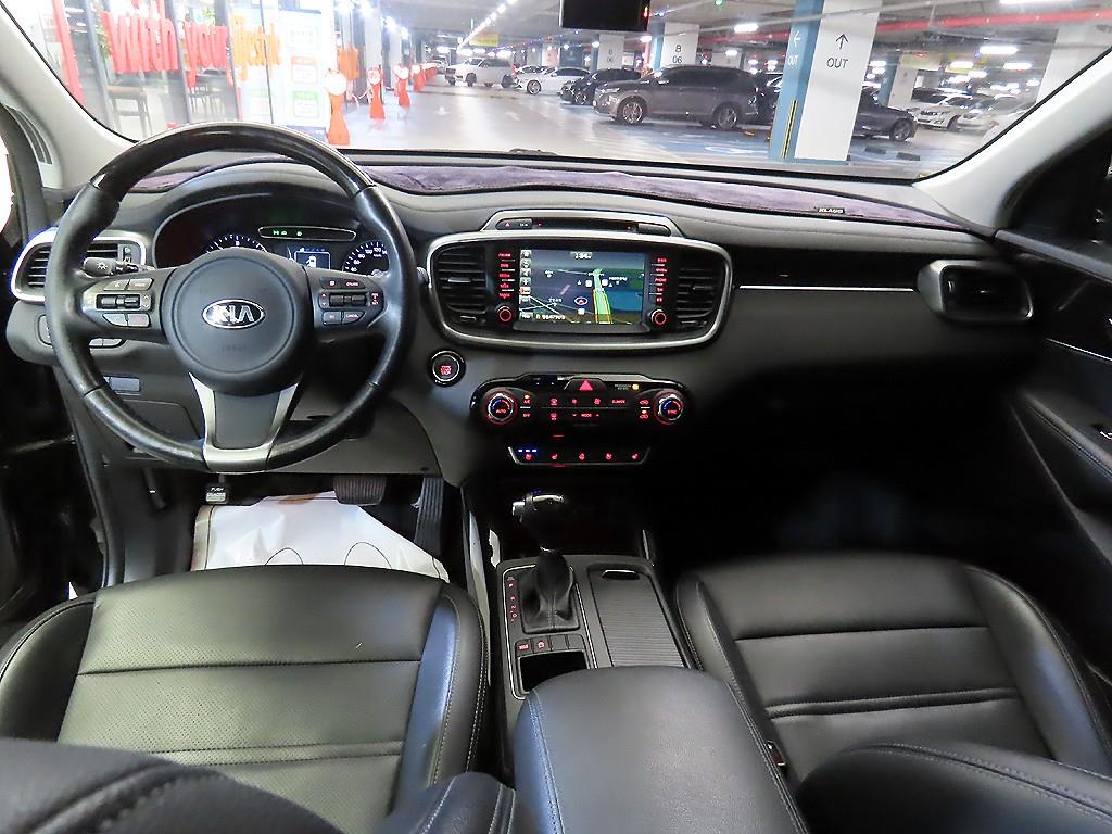 KIA Sorento - Vista 10