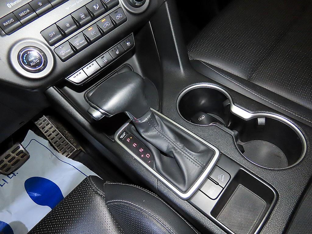 KIA Sportage - Vista 12