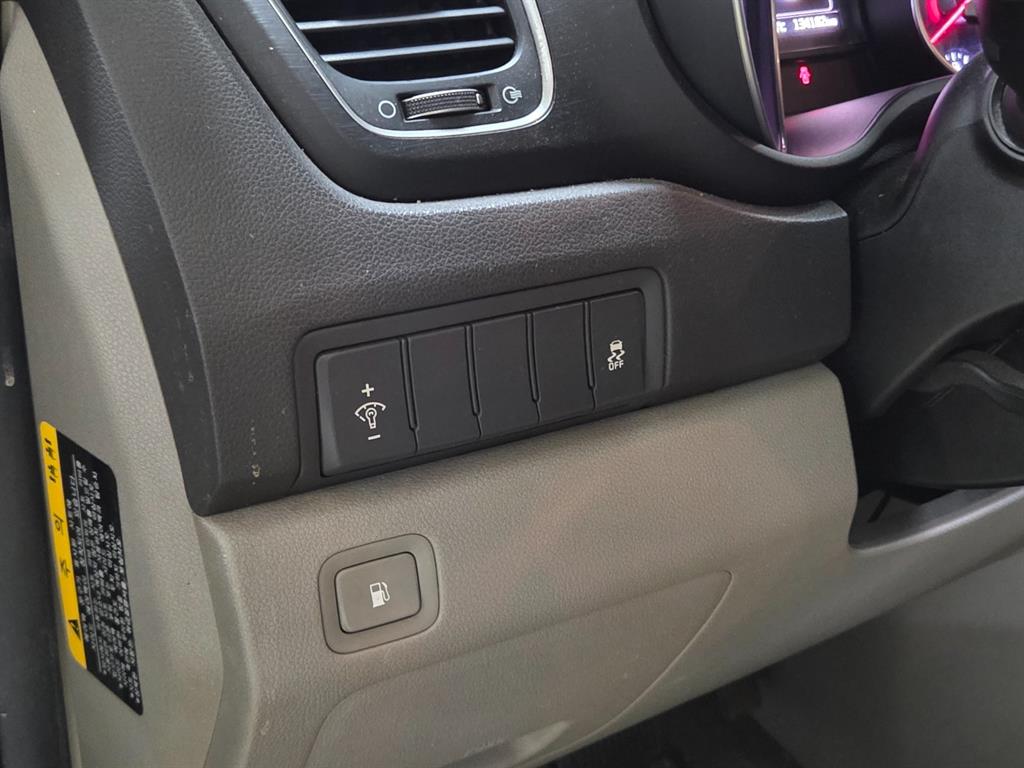 KIA Carnival 2015 Blanco - Importación desde Corea - HF Imports Iquique - Foto 15