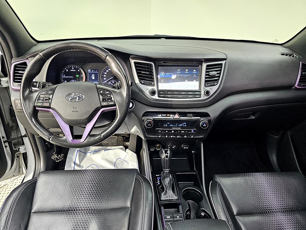 HYUNDAI Tucson - Vista 5