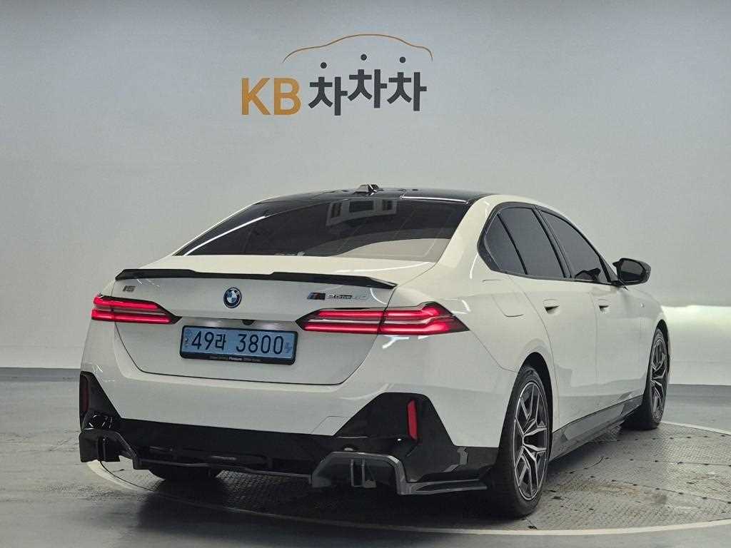 BMW i5 - Vista 3