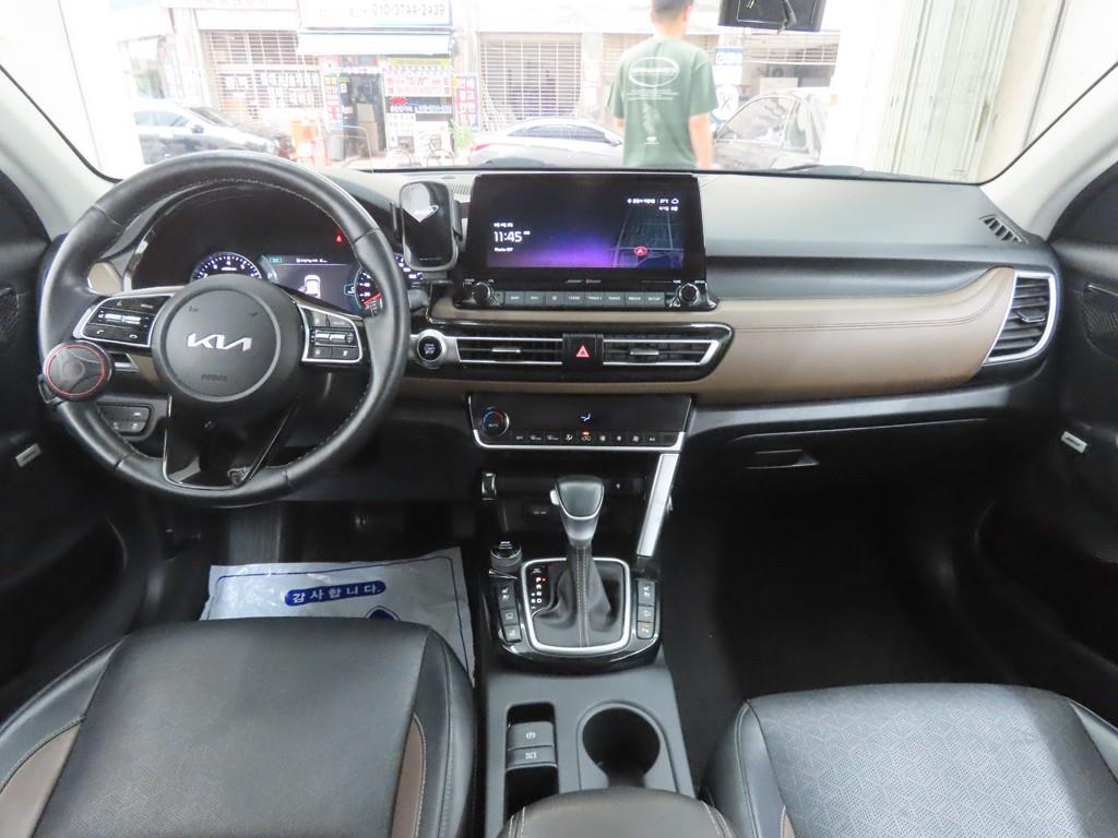 KIA Seltos - Vista 7
