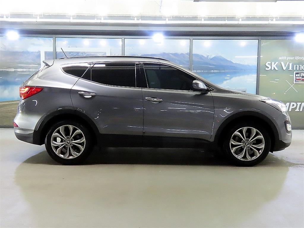 HYUNDAI Santa Fe - Vista 3