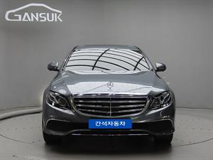 Mercedes Benz E class - Vista 2