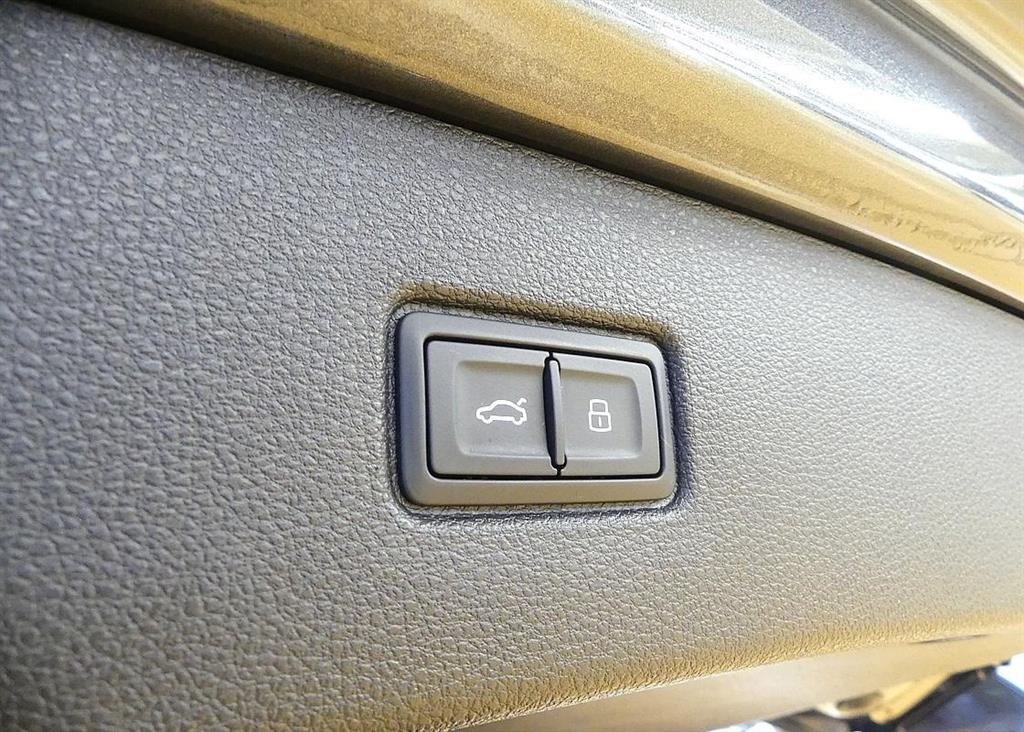 Audi Q7 - Vista 10