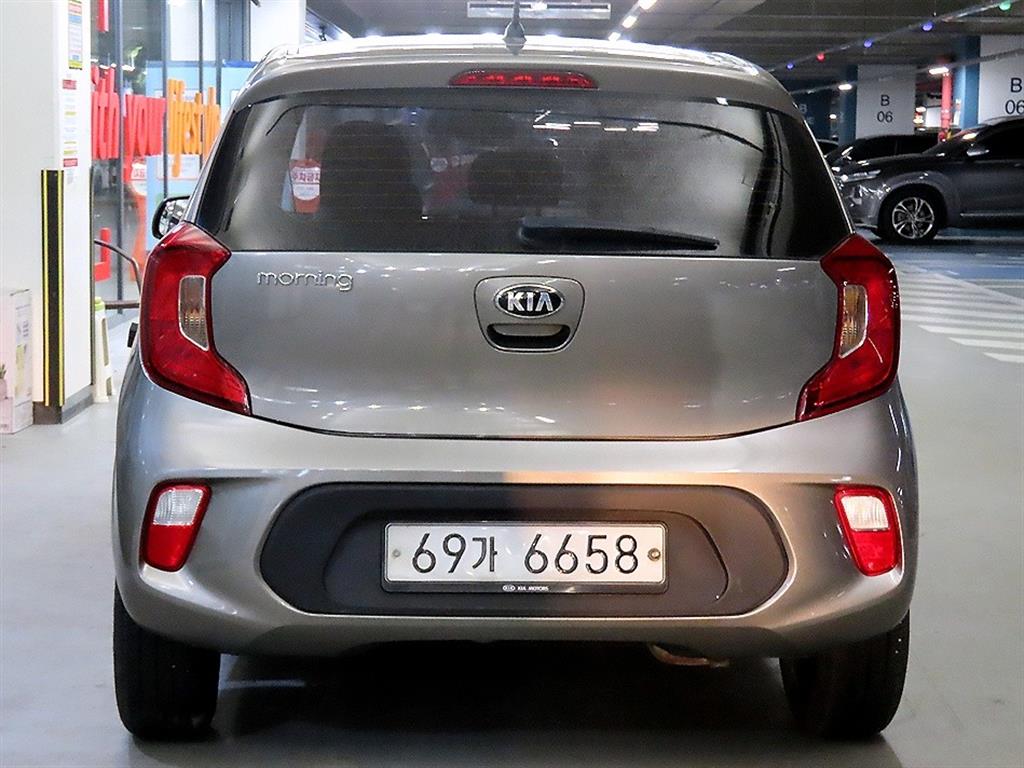 KIA Morning - Vista 5