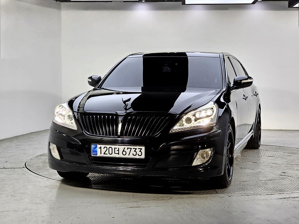 HYUNDAI Equus - Vista 2