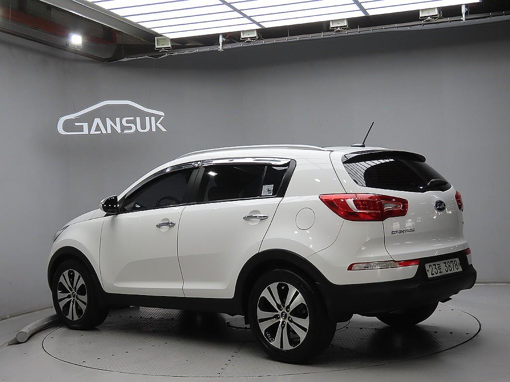 KIA Sportage - Vista 5