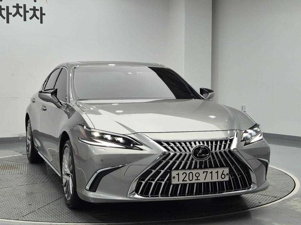 Lexus ES - Vista 4