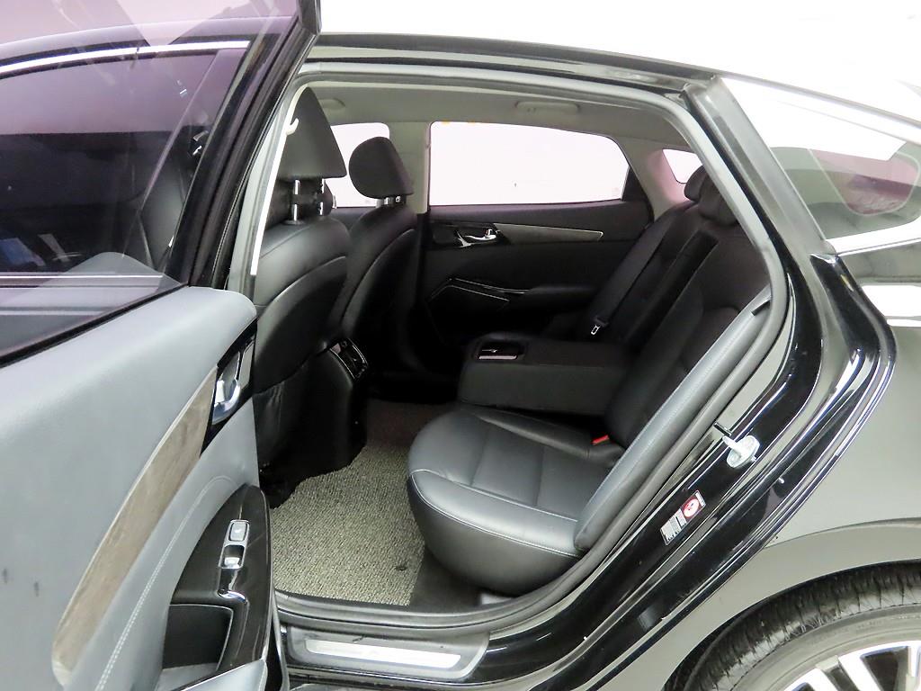 KIA K7 - Vista 12