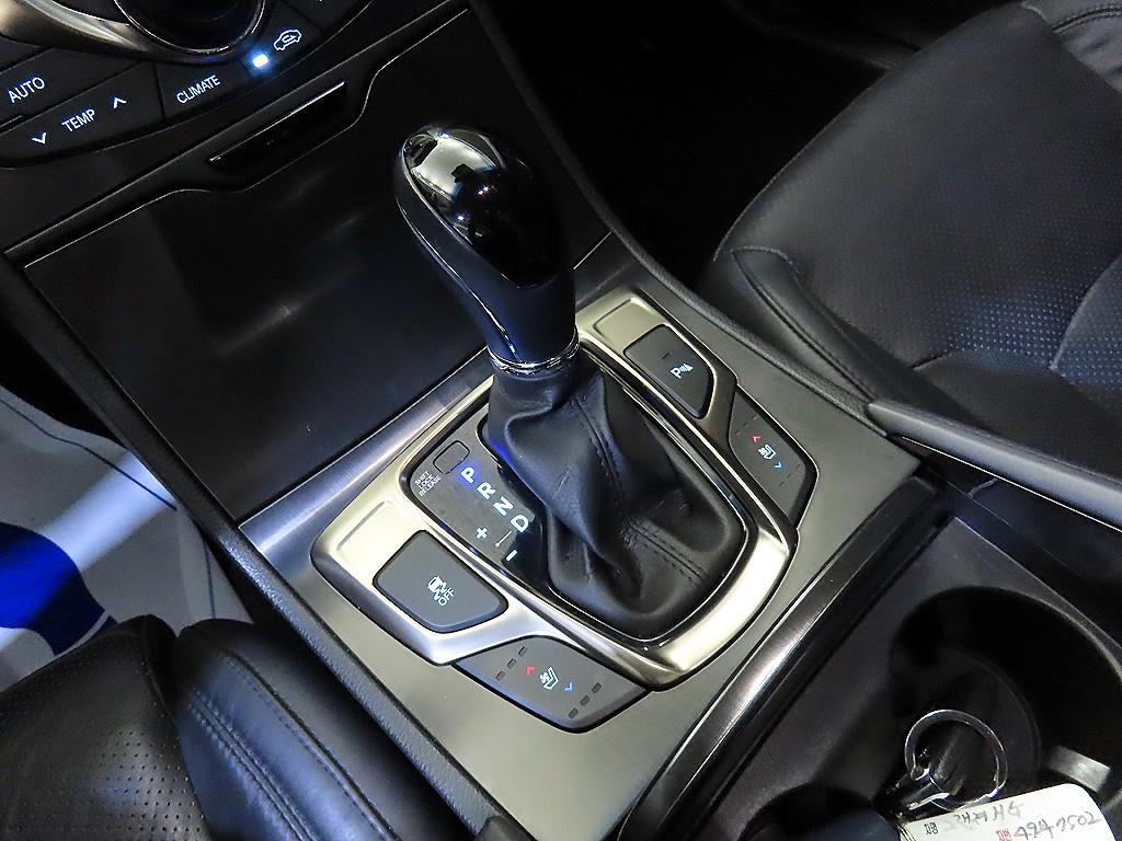 HYUNDAI Grandeur - Vista 12
