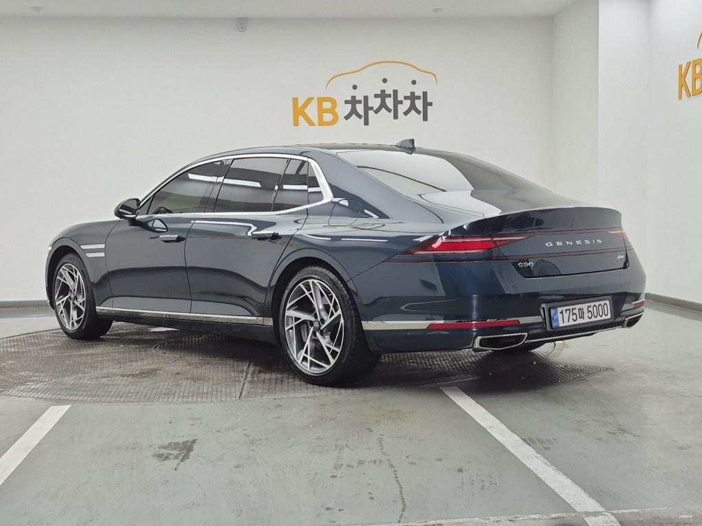 Genesis G90 - Vista 3