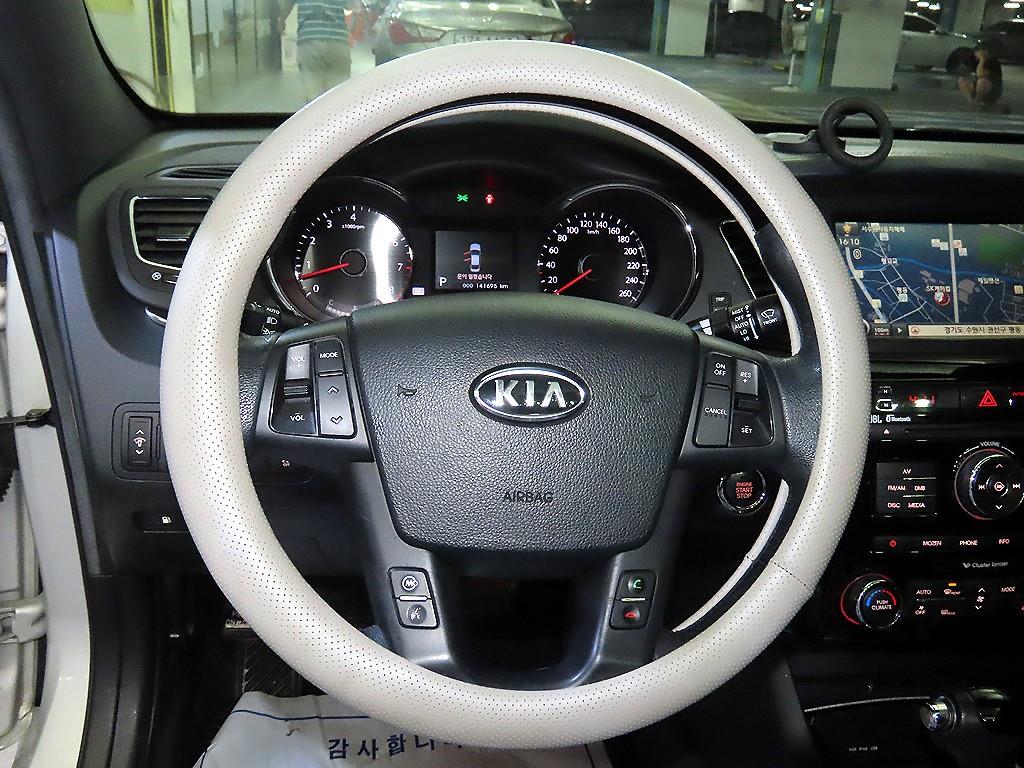KIA K7 - Vista 8